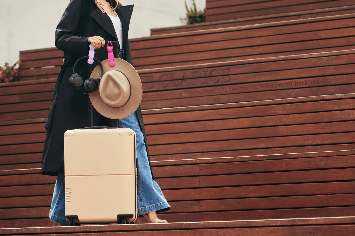 10 Smart Travel Hacks for 2026 That Make Every Trip Easier - KLIPSTA