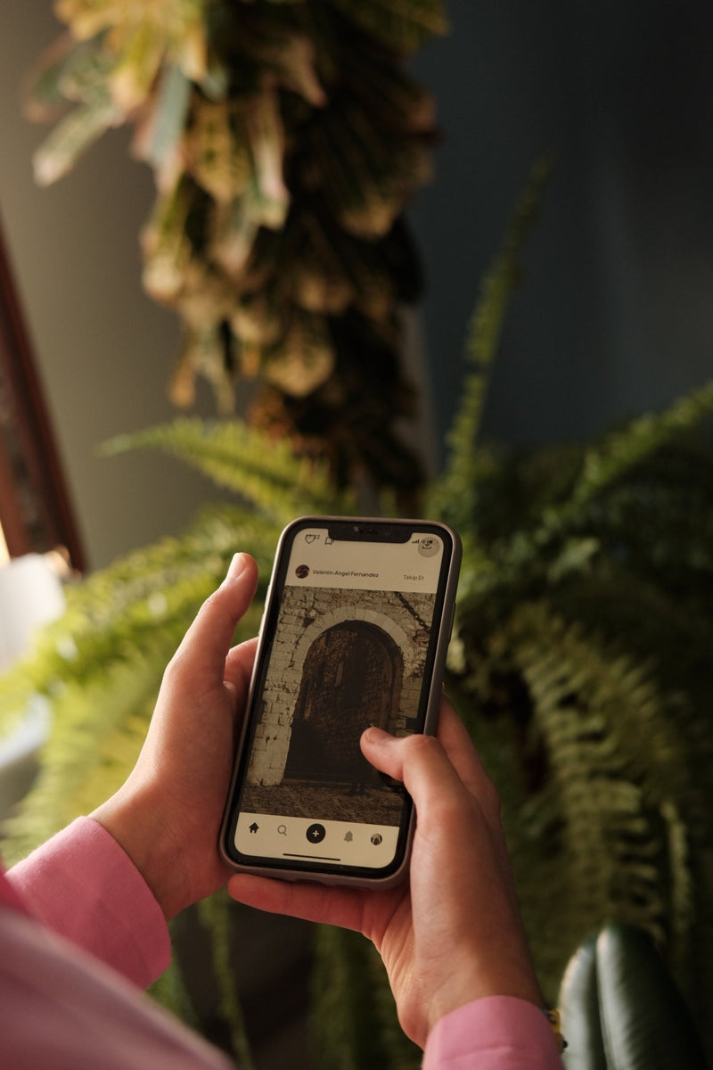 Are We Too Attached to Our Phones? 10 Practical Ways to Reduce Screen Time - KLIPSTA