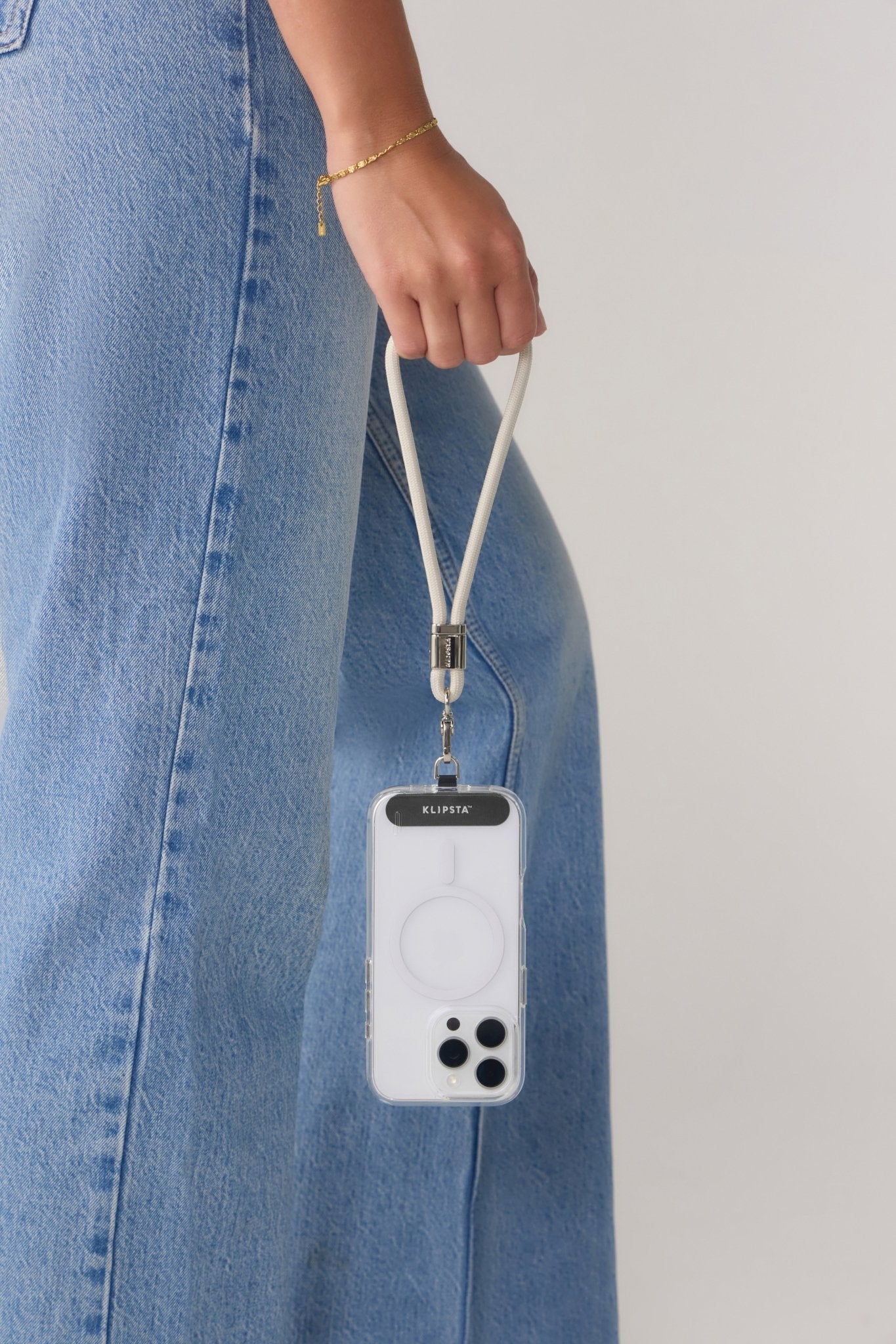 Buy LOOP Phone Wrist Strap - KLIPSTA Ships Today!